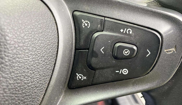 2022 Tata ALTROZ XZ PLUS DIESEL DARK EDITION, Diesel, Manual, 32,717 km, Adaptive Cruise Control