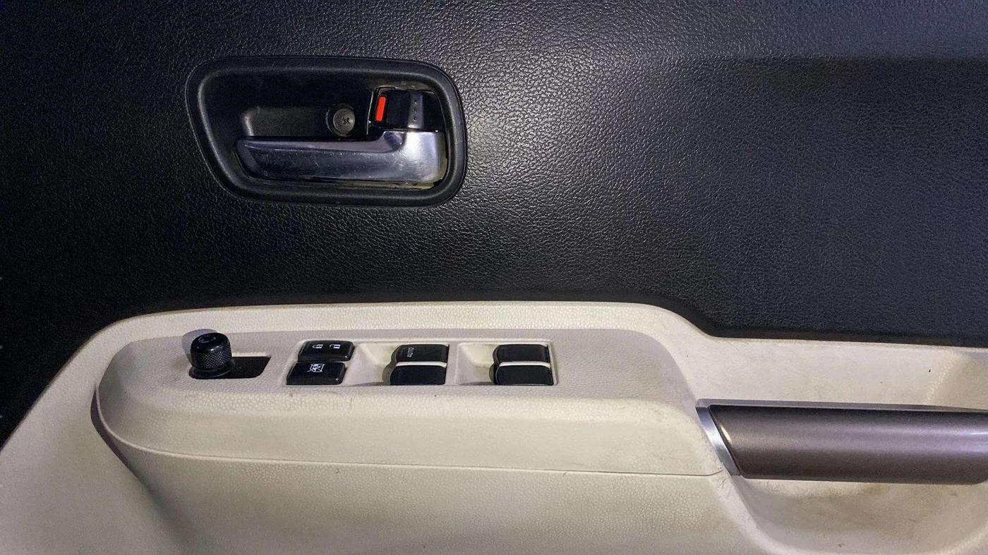 2018 Maruti IGNIS DELTA 1.2, Petrol, Manual, 71,687 km, Driver Side Door Panels Control