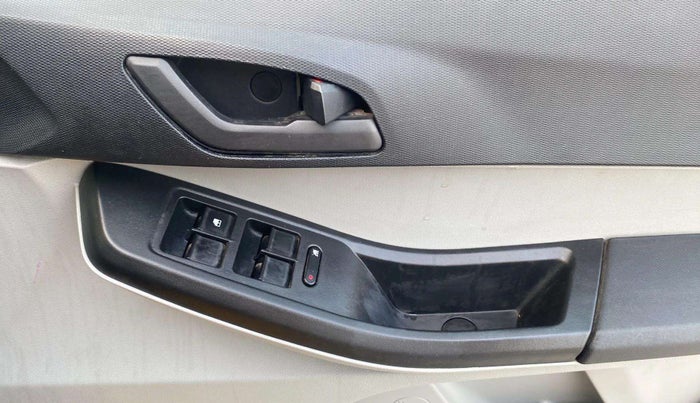 2021 Tata Tiago XT PETROL, Petrol, Manual, 20,132 km, Driver Side Door Panels Control