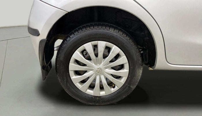 2012 Toyota Etios Liva G, Petrol, Manual, 33,636 km, Right Rear Wheel
