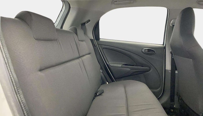 2012 Toyota Etios Liva G, Petrol, Manual, 33,636 km, Right Side Rear Door Cabin