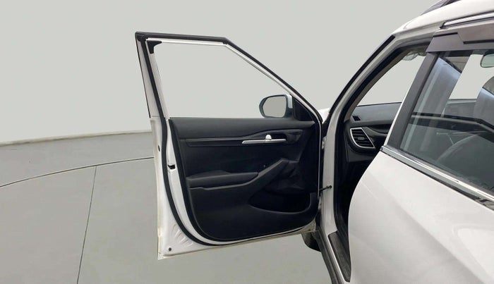 2023 KIA SELTOS  HTK PLUS 1.5 PETROL MT, Petrol, Manual, 65,031 km, LHS Front Door
