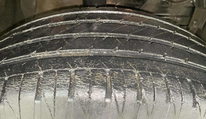 2021 Maruti Vitara Brezza ZXI, Petrol, Manual, 35,518 km, Right Front Tyre Tread