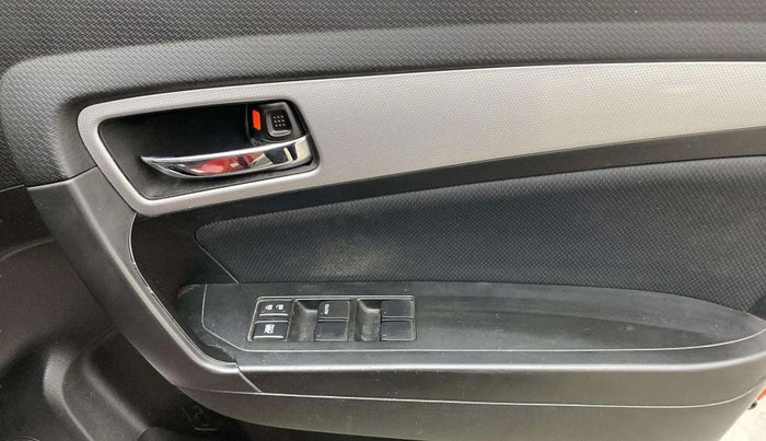 2021 Maruti Vitara Brezza ZXI, Petrol, Manual, 35,518 km, Driver Side Door Panels Control