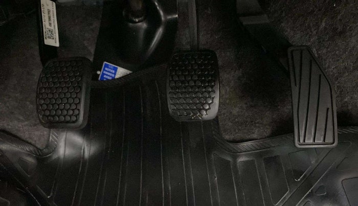 2022 Maruti Alto VXI PLUS, Petrol, Manual, 18,193 km, Pedals