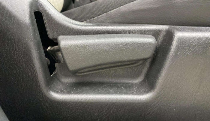 2022 Maruti Alto VXI PLUS, Petrol, Manual, 18,193 km, Driver Side Adjustment Panel