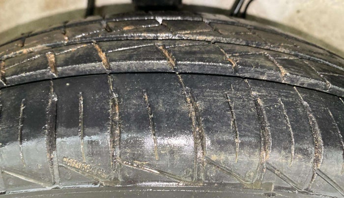 2022 Maruti Alto VXI PLUS, Petrol, Manual, 18,193 km, Right Front Tyre Tread