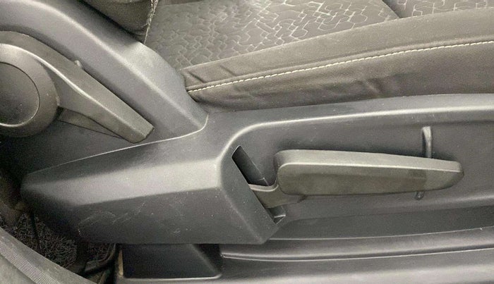 2021 Tata ALTROZ XZ PETROL, Petrol, Manual, 60,675 km, Driver Side Adjustment Panel