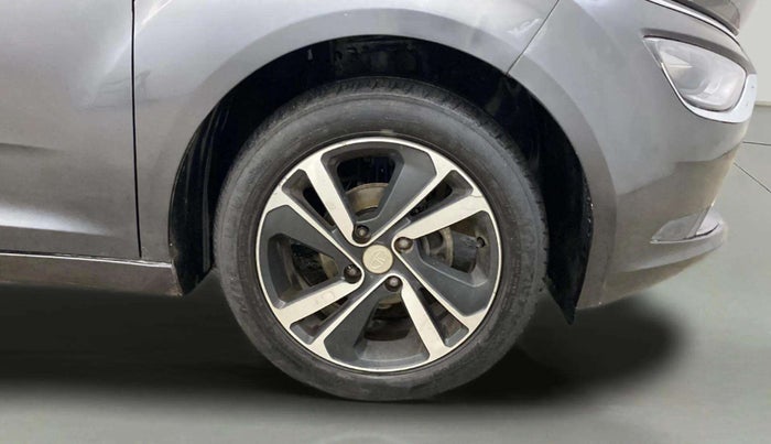 2021 Tata ALTROZ XZ PETROL, Petrol, Manual, 60,675 km, Right Front Wheel