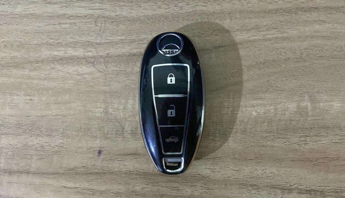2017 Nissan Micra XV CVT, Petrol, Automatic, 25,099 km, Key Close Up