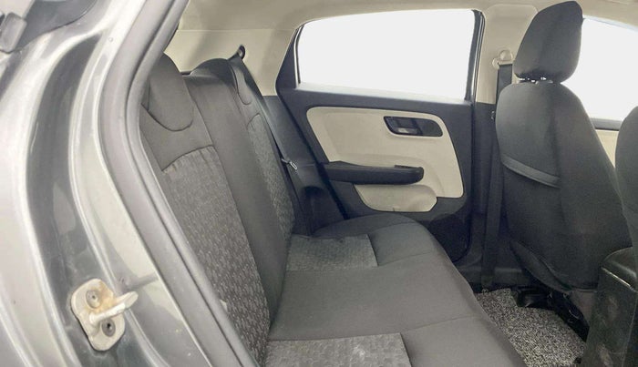 2022 Tata ALTROZ XM PLUS DIESEL, Diesel, Manual, 51,920 km, Right Side Rear Door Cabin