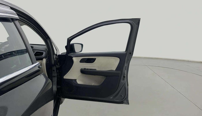 2022 Tata ALTROZ XM PLUS DIESEL, Diesel, Manual, 51,920 km, RHS Front Door