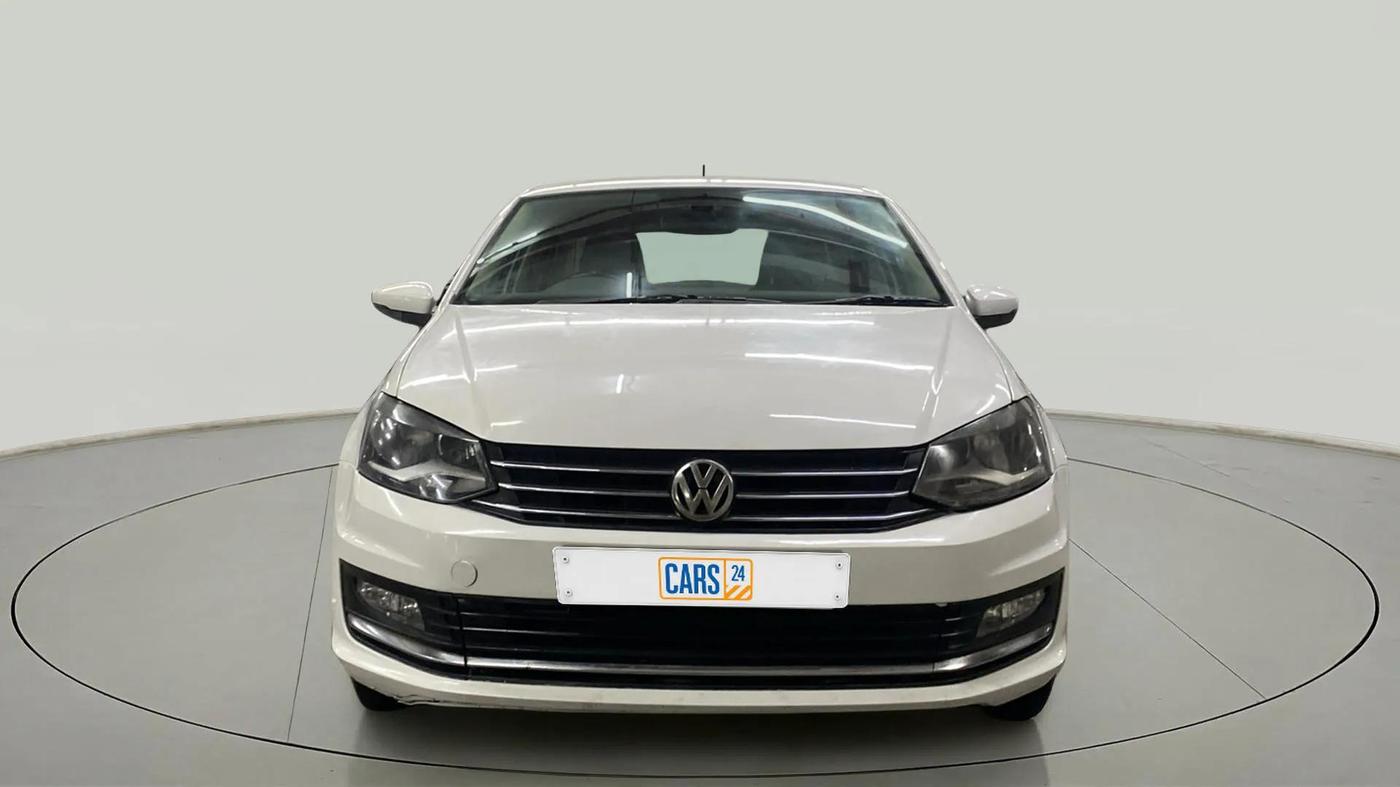 2017 Volkswagen Vento HIGHLINE PETROL AT, Petrol, Automatic, 80,342 km, Front