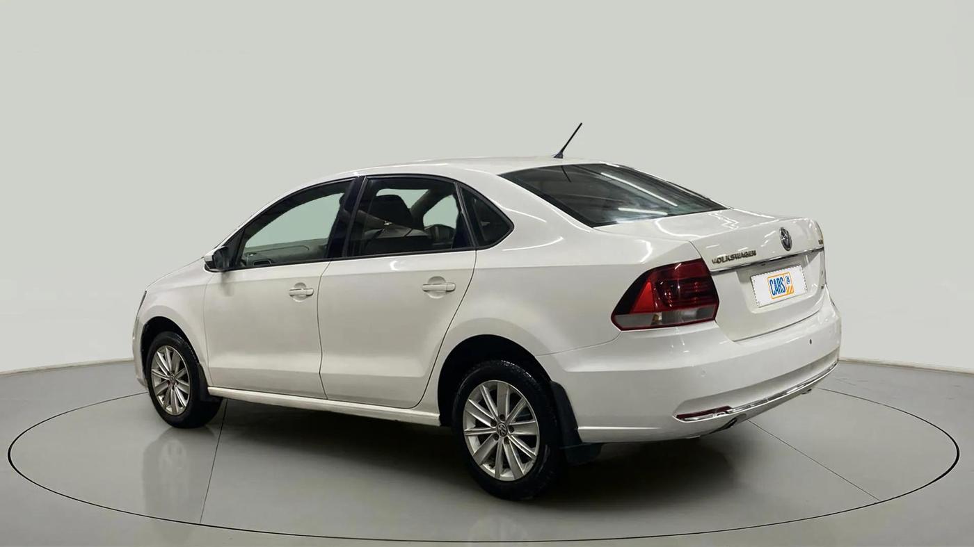 2017 Volkswagen Vento HIGHLINE PETROL AT, Petrol, Automatic, 80,342 km, Left Back Diagonal