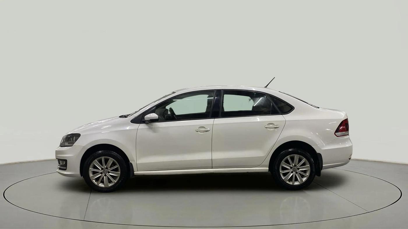 2017 Volkswagen Vento HIGHLINE PETROL AT, Petrol, Automatic, 80,342 km, Left Side