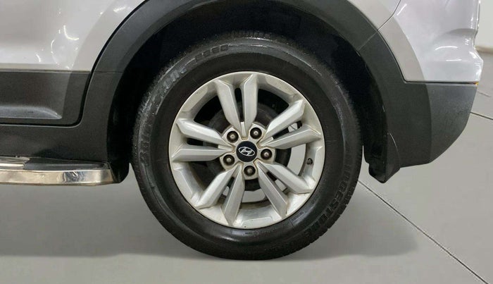 2016 Hyundai Creta SX PLUS 1.6 PETROL, CNG, Manual, 45,574 km, Left Rear Wheel