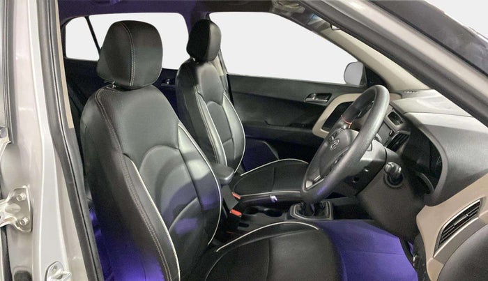 2016 Hyundai Creta SX PLUS 1.6 PETROL, CNG, Manual, 45,574 km, Right Side Front Door Cabin
