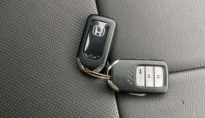 2023 Honda City 1.5L I-VTEC V MT 5TH GEN, Petrol, Manual, 11,220 km, Key Close Up