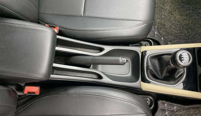 2023 Honda City 1.5L I-VTEC V MT 5TH GEN, Petrol, Manual, 11,220 km, Gear Lever