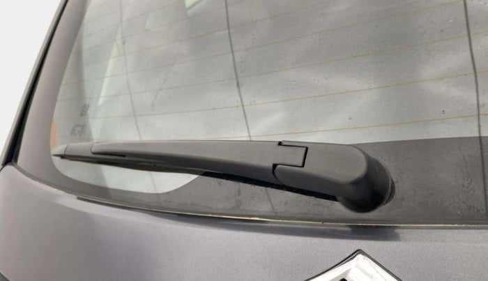 2023 Maruti FRONX ALPHA 1.0L TURBO 6 AT, Petrol, Automatic, 9,223 km, Rear Wiper