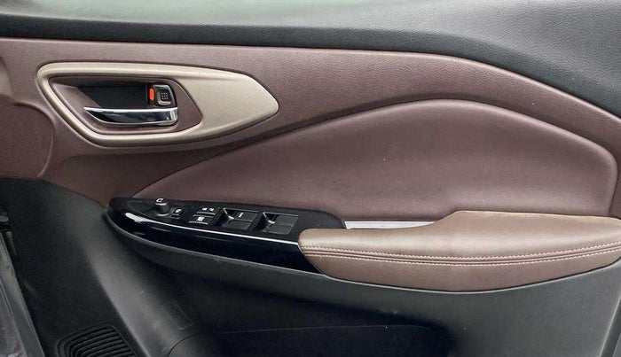 2023 Maruti FRONX ALPHA 1.0L TURBO 6 AT, Petrol, Automatic, 9,223 km, Driver Side Door Panels Control