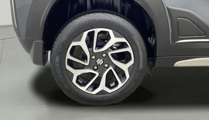 2023 Maruti FRONX ALPHA 1.0L TURBO 6 AT, Petrol, Automatic, 9,223 km, Right Rear Wheel