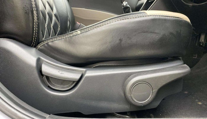 2016 Hyundai Grand i10 ASTA (O) 1.2 KAPPA VTVT, Petrol, Manual, 49,031 km, Driver Side Adjustment Panel