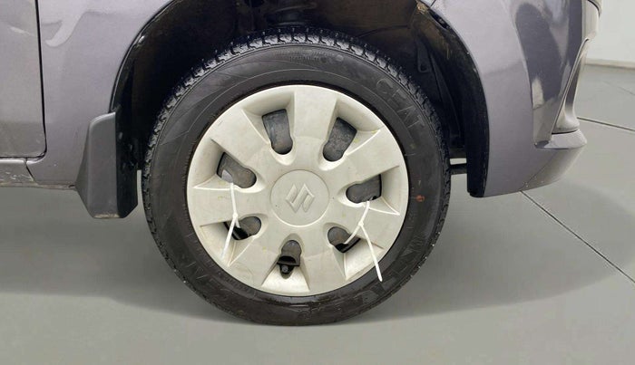 2019 Maruti Alto K10 VXI, Petrol, Manual, 35,890 km, Right Front Wheel