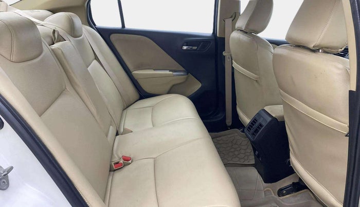 2016 Honda City 1.5L I-VTEC V MT, Petrol, Manual, 91,605 km, Right Side Rear Door Cabin