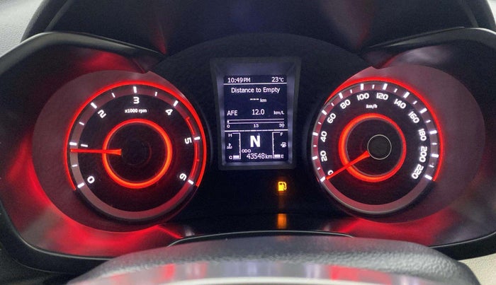2023 Mahindra XUV300 W8 1.5 DIESEL, Diesel, Manual, 43,568 km, Odometer Image