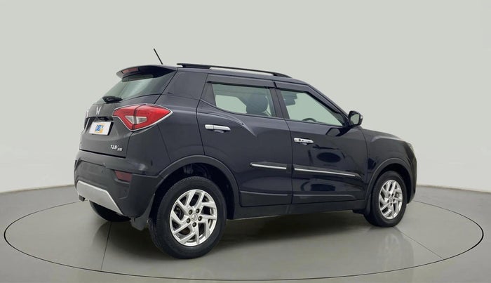 2023 Mahindra XUV300 W8 1.5 DIESEL, Diesel, Manual, 43,568 km, Right Back Diagonal