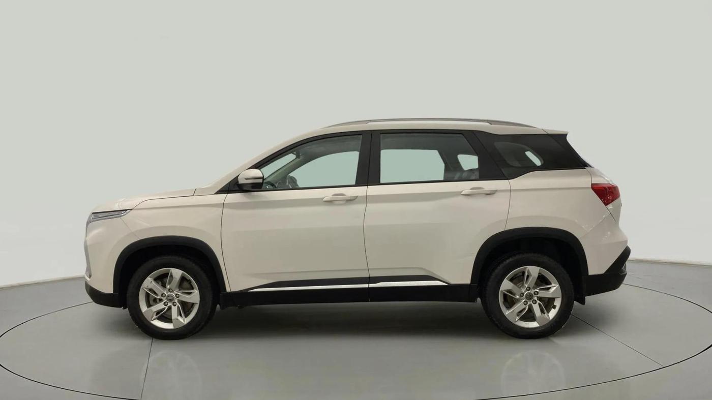 2022 MG HECTOR SHINE 1.5 PETROL TURBO MT, Petrol, Manual, 25,798 km, Left Side