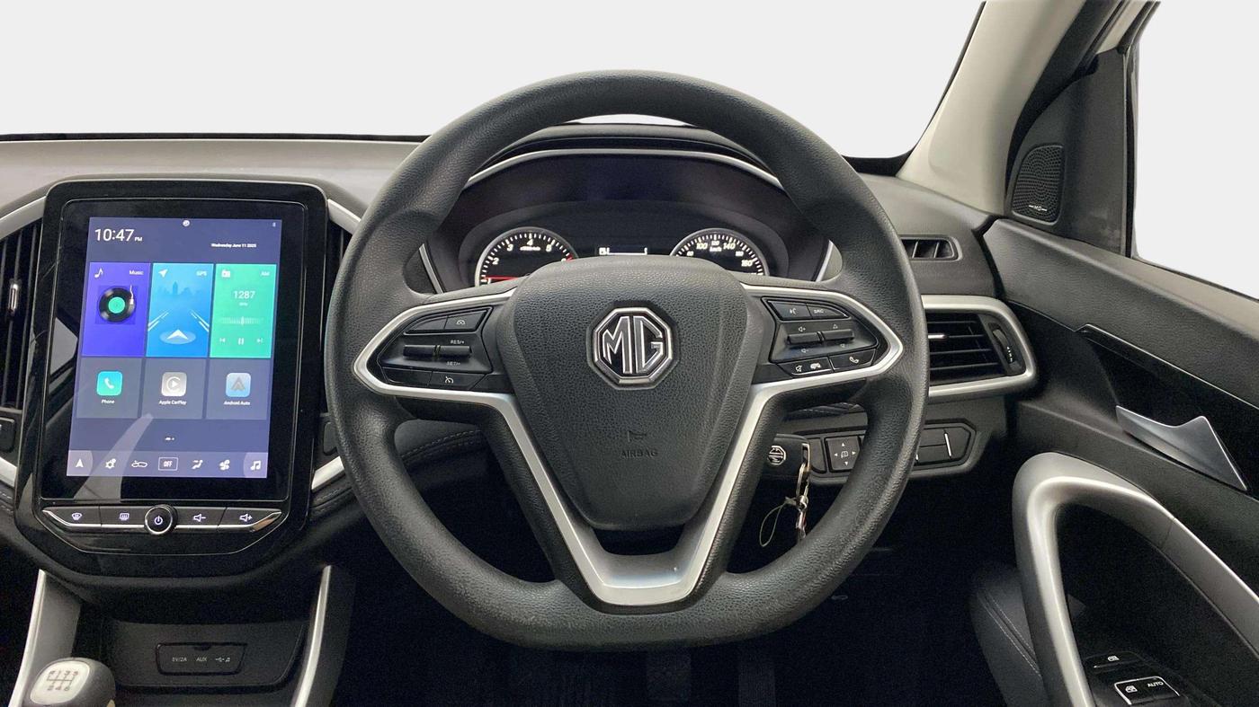 2022 MG HECTOR SHINE 1.5 PETROL TURBO MT, Petrol, Manual, 25,798 km, Steering Wheel Close Up