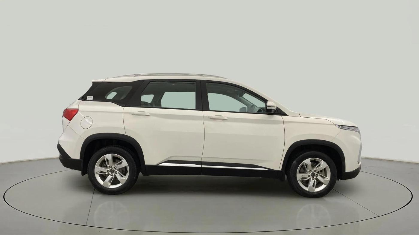 2022 MG HECTOR SHINE 1.5 PETROL TURBO MT, Petrol, Manual, 25,798 km, Right Side View