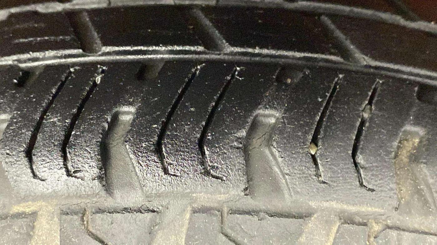 2016 Maruti Alto 800 LXI, Petrol, Manual, 39,228 km, Left Front Tyre Tread