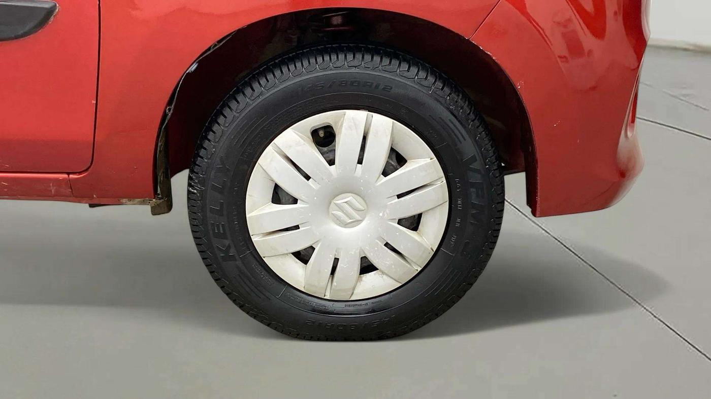 2016 Maruti Alto 800 LXI, Petrol, Manual, 39,228 km, Right Front Wheel