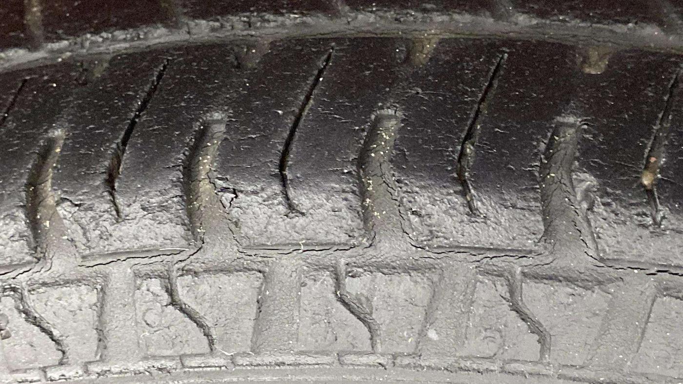 2016 Maruti Alto 800 LXI, Petrol, Manual, 39,228 km, Left Rear Tyre Tread