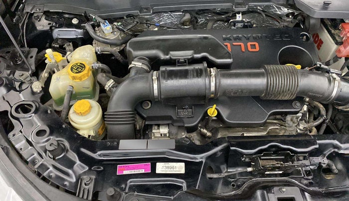 2022 Tata Harrier XT PLUS 2.0L KRYOTEC DARK EDITON, Diesel, Manual, 61,061 km, Engine View - Right