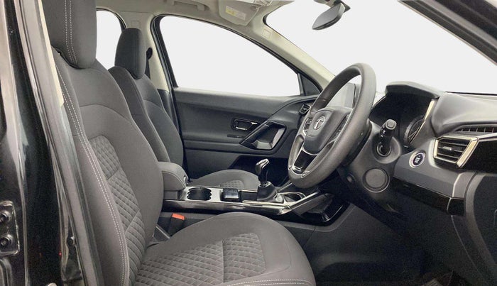 2022 Tata Harrier XT PLUS 2.0L KRYOTEC DARK EDITON, Diesel, Manual, 61,061 km, Right Side Front Door Cabin