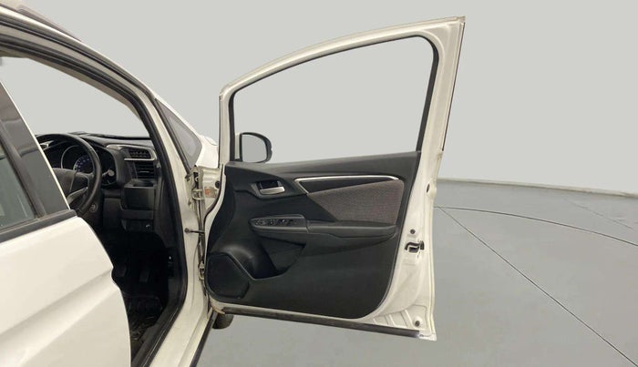 2020 Honda WR-V 1.2L I-VTEC VX MT, CNG, Manual, 66,121 km, RHS Front Door