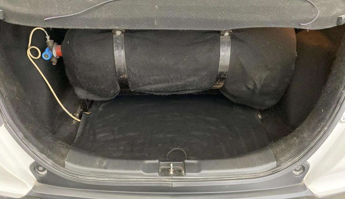 2020 Honda WR-V 1.2L I-VTEC VX MT, CNG, Manual, 66,121 km, Boot Inside