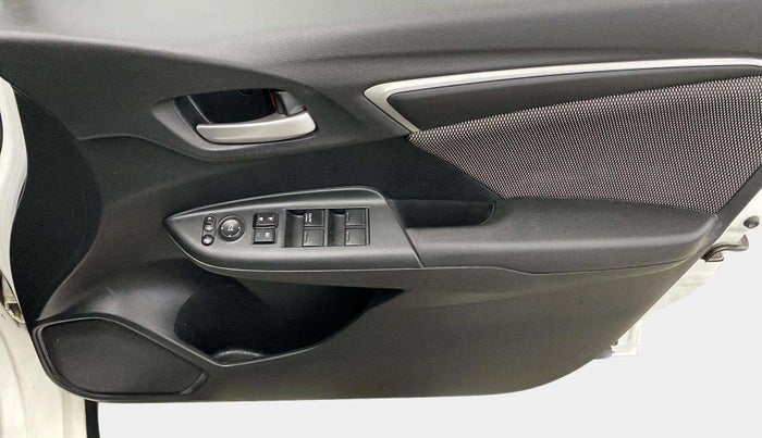 2020 Honda WR-V 1.2L I-VTEC VX MT, CNG, Manual, 66,121 km, Driver Side Door Panels Control