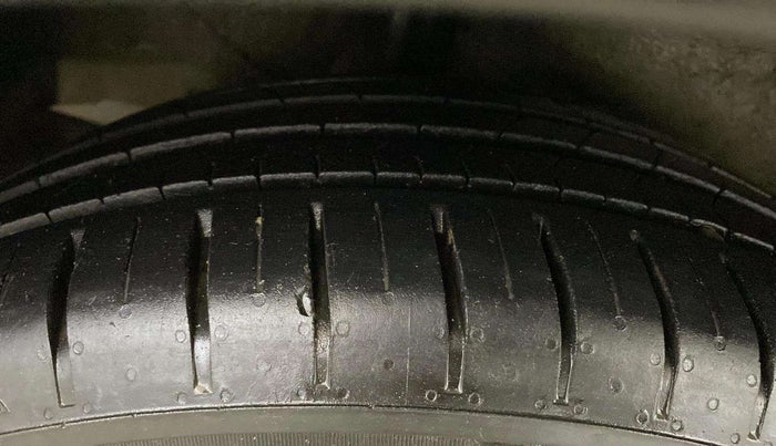 2020 Honda WR-V 1.2L I-VTEC VX MT, CNG, Manual, 66,121 km, Right Rear Tyre Tread