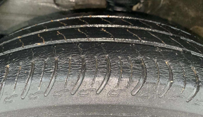 2021 Maruti S PRESSO VXI+, Petrol, Manual, 80,996 km, Left Front Tyre Tread