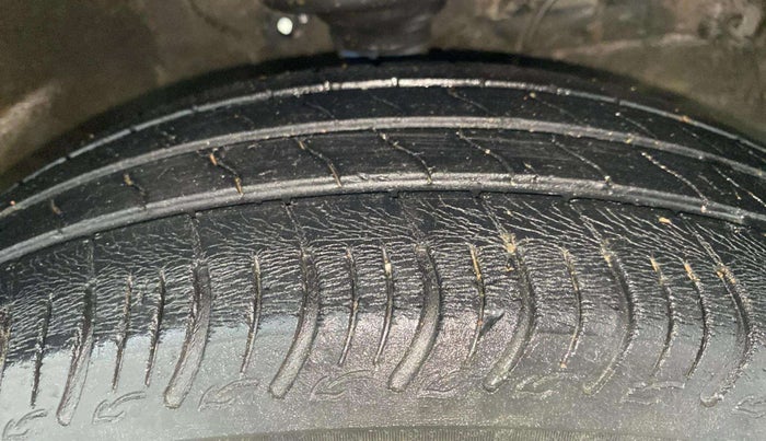 2021 Maruti S PRESSO VXI+, Petrol, Manual, 80,996 km, Right Front Tyre Tread