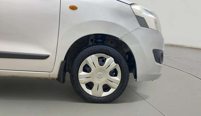 2016 Maruti Wagon R 1.0 VXI, Petrol, Manual, 84,724 km, Right Front Wheel