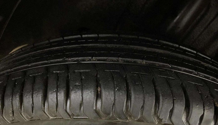 2022 Tata ALTROZ XE PLUS PETROL, Petrol, Manual, 18,175 km, Right Rear Tyre Tread