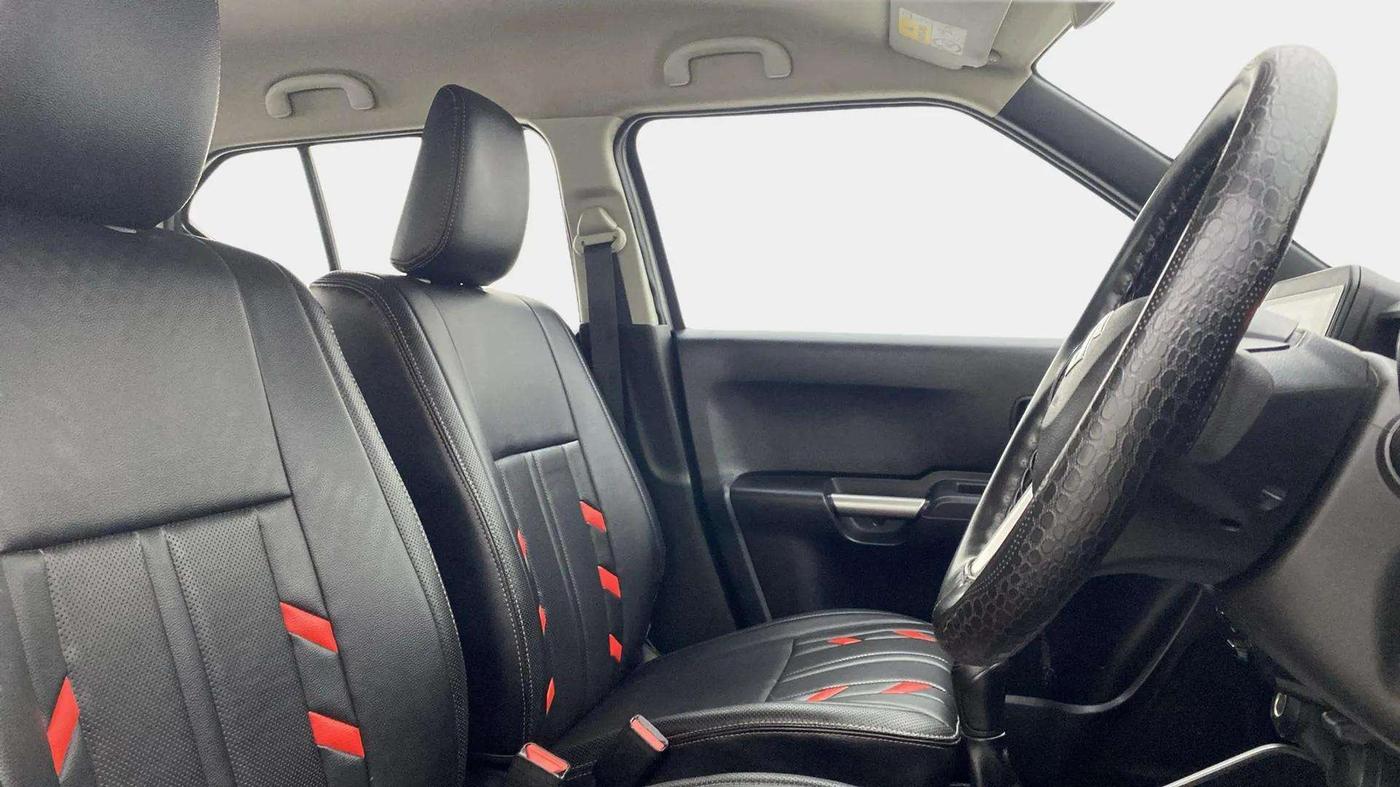 2020 Maruti IGNIS SIGMA 1.2, Petrol, Manual, 42,868 km, Right Side Front Door Cabin