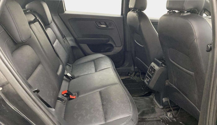 2023 Tata ALTROZ XZ Plus (S) Dark Edition, Petrol, Manual, 20,924 km, Right Side Rear Door Cabin