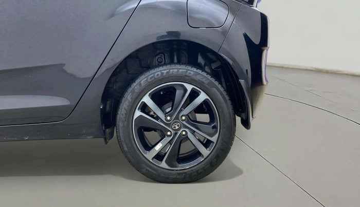 2023 Tata ALTROZ XZ Plus (S) Dark Edition, Petrol, Manual, 20,924 km, Left Rear Wheel